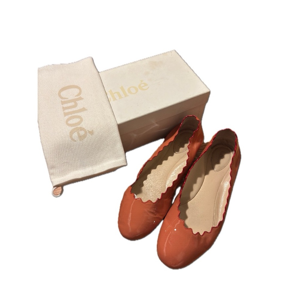 Chloe Scalloped Flats